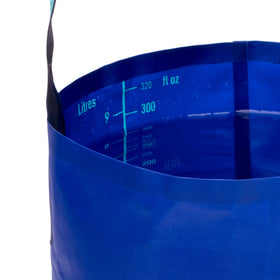 Sea to Summit interior volume markers visible for accurate water measurement