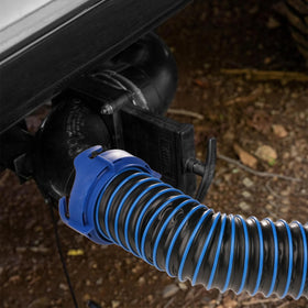 SheeChung clear 90° adapter showing visible flow monitoring