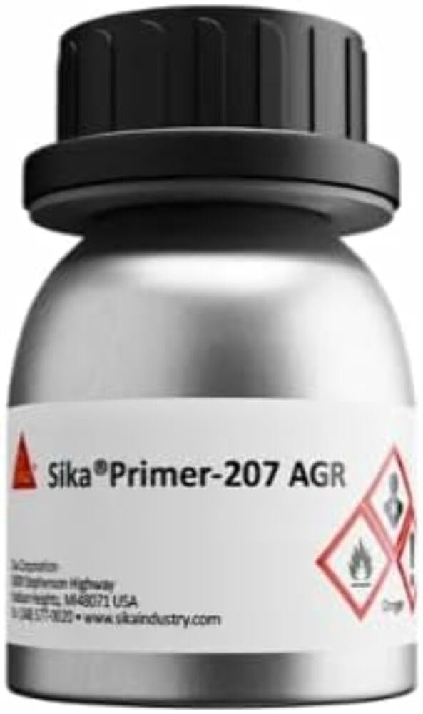 SIKA 207 front label on 100ml bottle showing product identity and use benefits