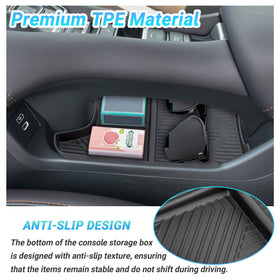 Sinminou set installed in HR-V lifestyle shot improving cabin organization