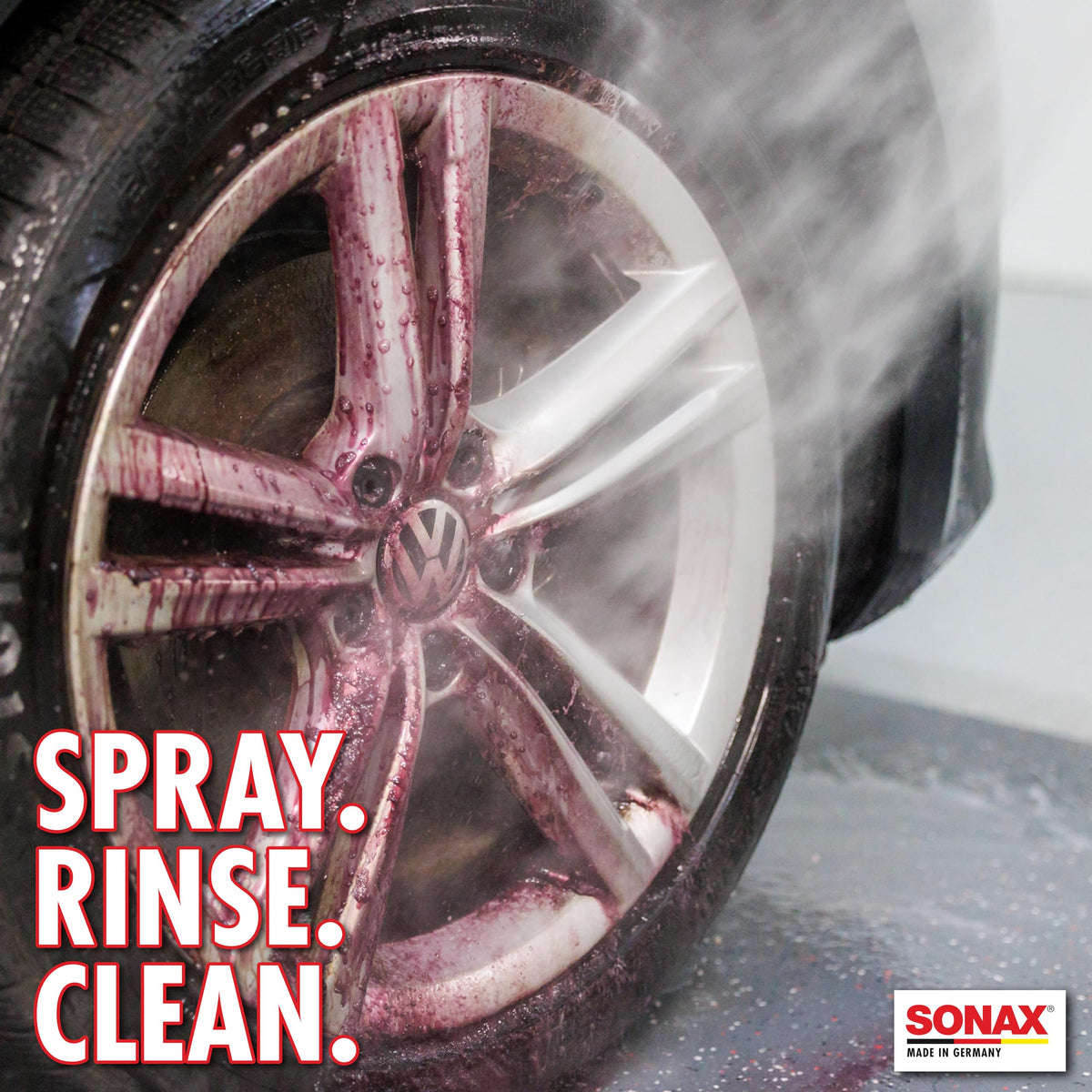 SONAX color change on wheel close-up demonstrating iron reaction for visible results