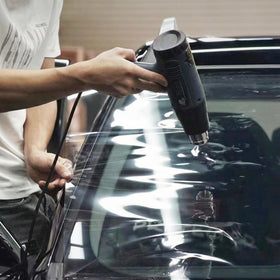 Spanno heat gun with tools arranged for quick access and efficiency