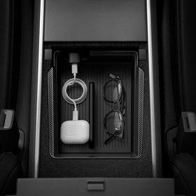 Spigen open lid view revealing multiple compartments and dividers