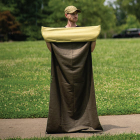 Sprints towel absorbing water in demo to highlight high absorbency benefit