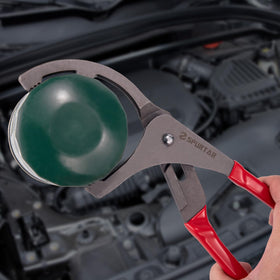 Spurtar swivel handle angled to show rotation helping tight spaces