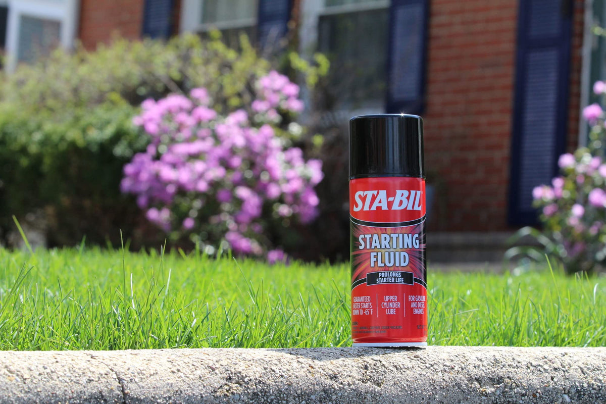 STA-BIL used on a snowblower showing reliable winter-start benefit