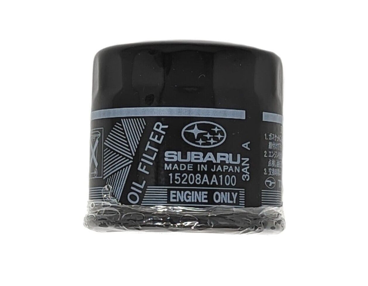 Close-up of Subaru filter media and seal lip, demonstrates reliable particle capture