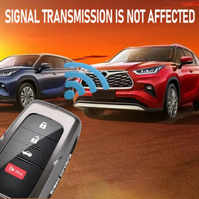 Sucxyor keychain connected in hand for durable carrying and convenience