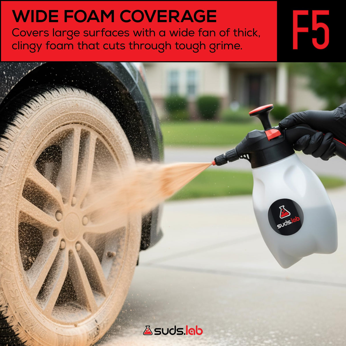suds.lab F5 in use applying thick foam to a car for improved dirt loosening