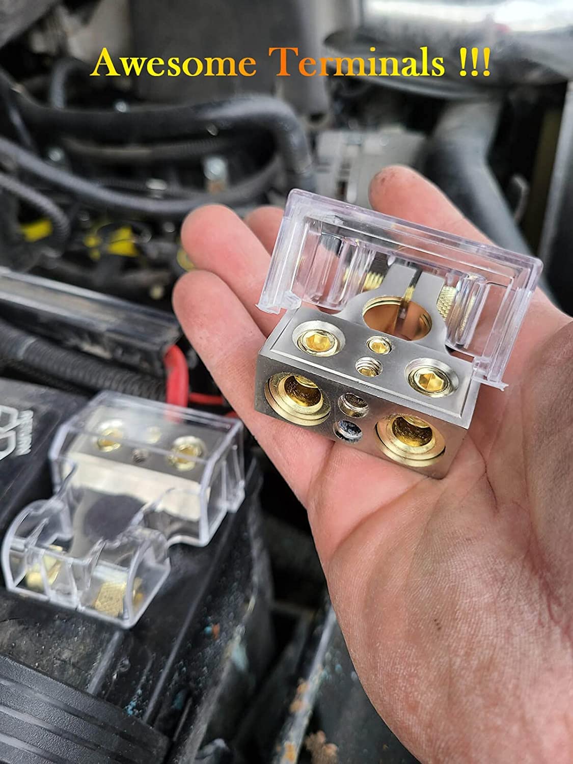 SUNMORN terminals installed on a battery demonstrating tidy multi-port wiring