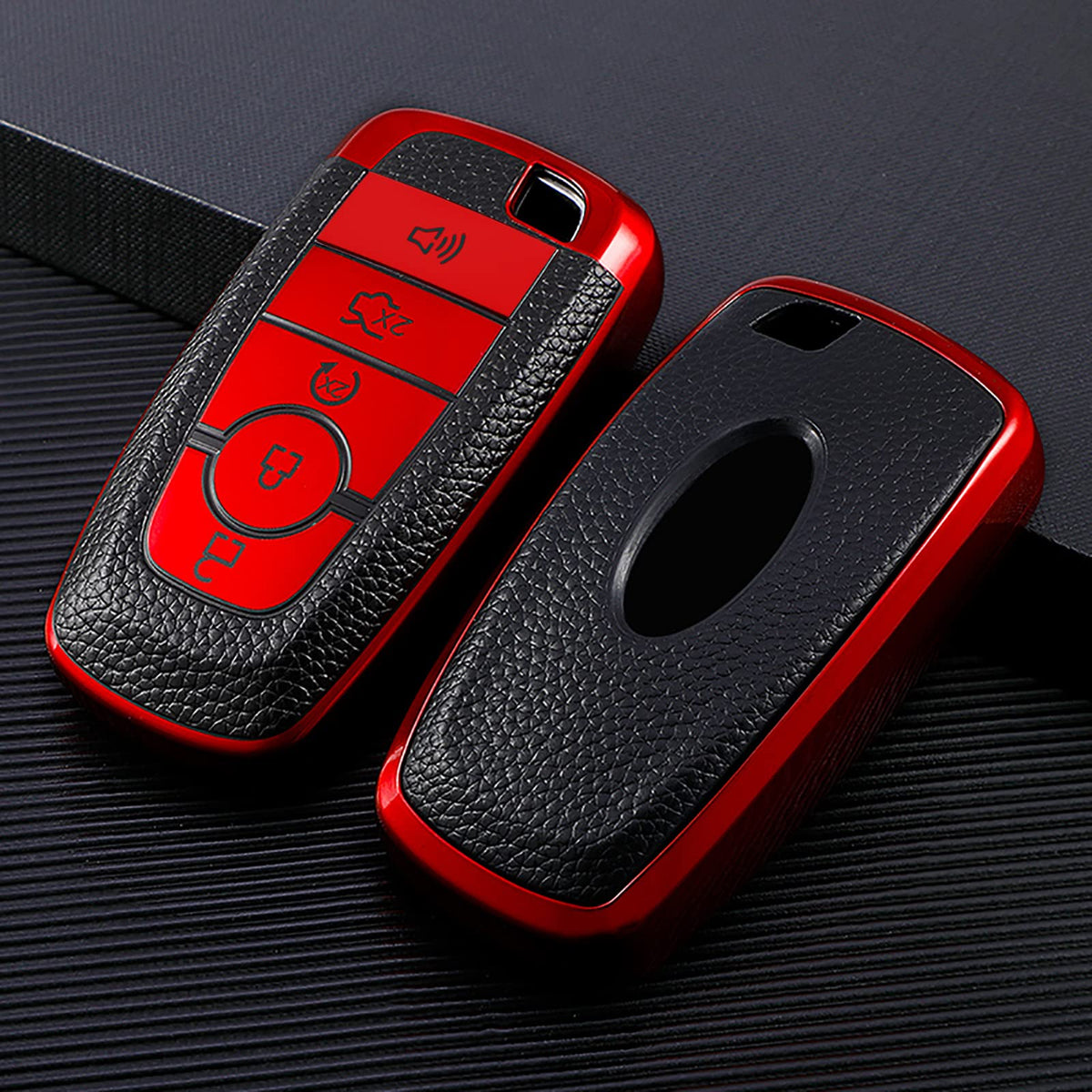 Syodiesn leather keychain detail adds style and secure attachment