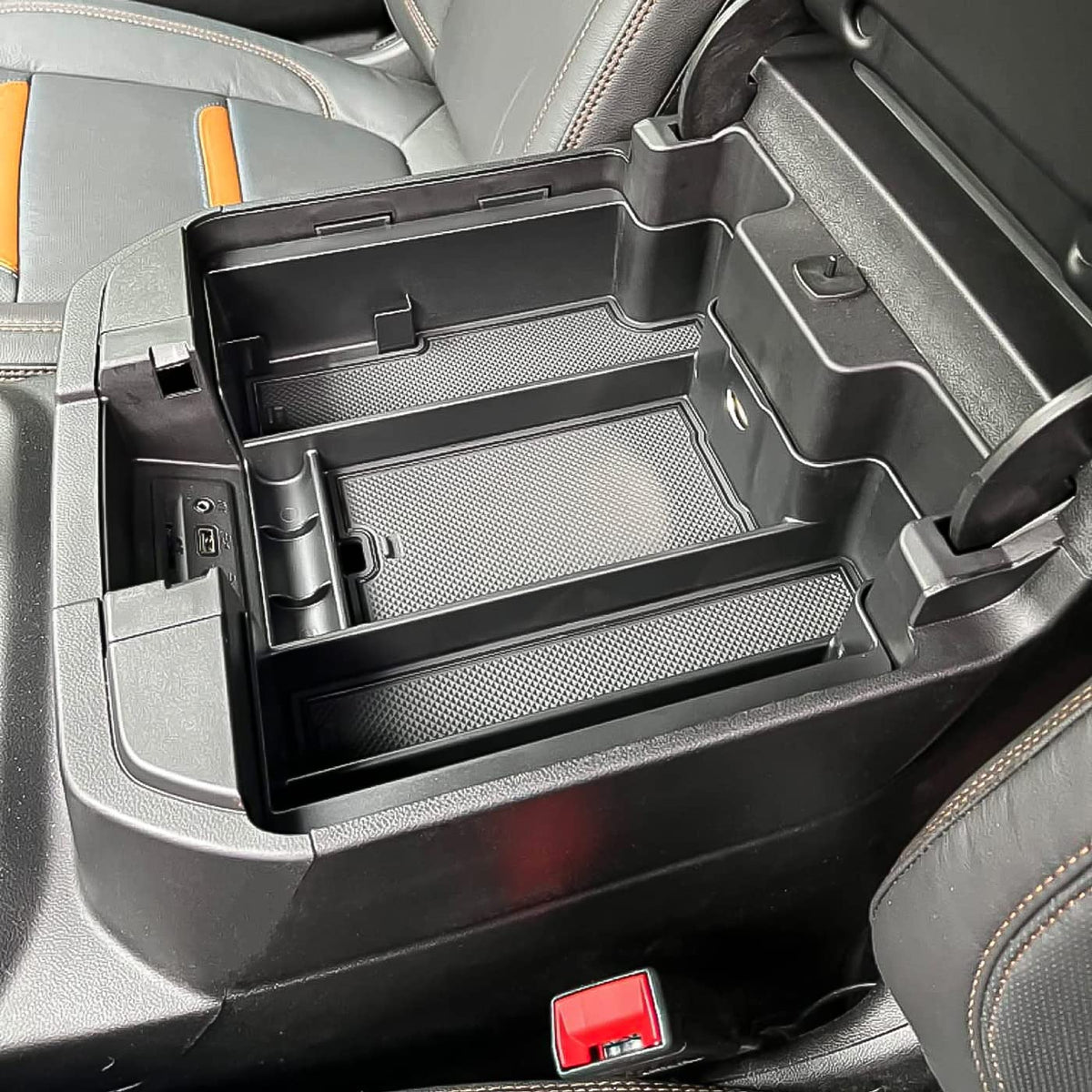 TACOBRO rubber pad closeup that cushions items and reduces rattling on rough roads