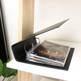 Tarifold texture and corner detail showing durable finish and clean edges