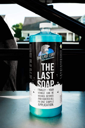 The Last Coat foam cannon producing thick foam for safe cleaning