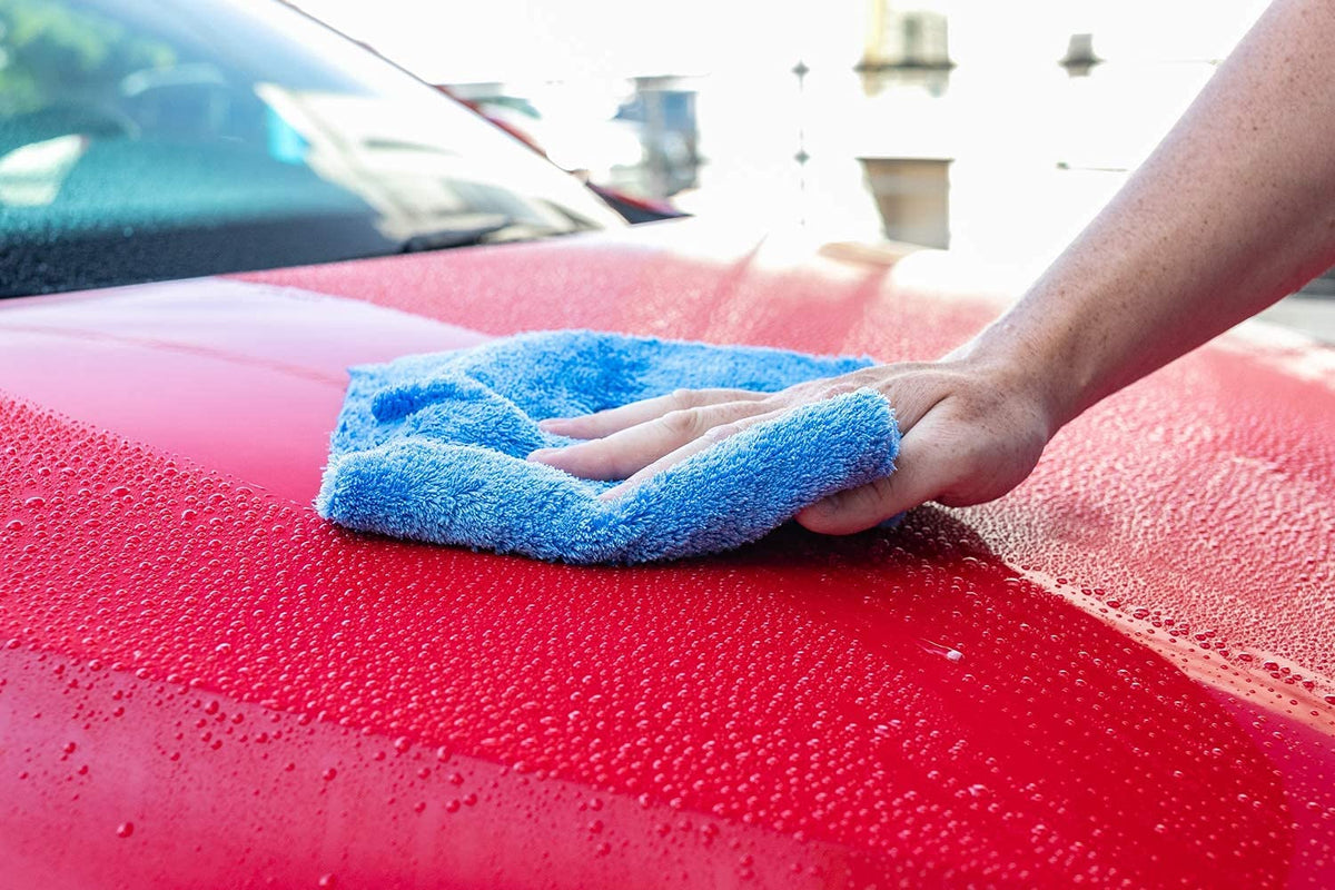 The Rag Company Eagle Edgeless 500 wiping a car panel delivering streak-free results