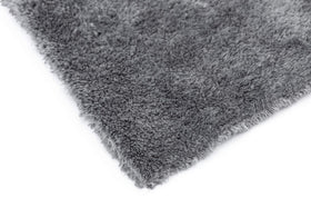 The Rag Company macro of split microfiber fibers demonstrating product pickup