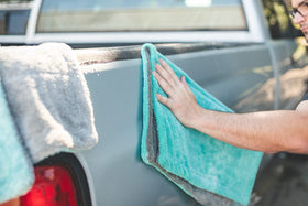 The Rag Company Liquid8r absorbing spilled water to demonstrate high-capacity hold