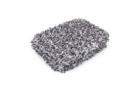 The Rag Company mitt twist-loop interior closeup trapping dirt safely