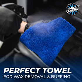 Ultrasonic edgeless cut detail on The Rag Company towel preventing snags and swirl risks