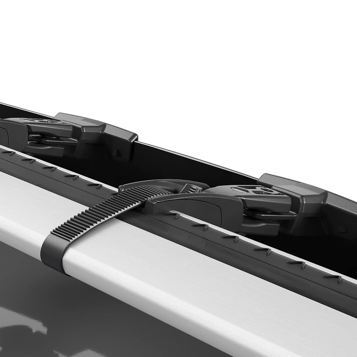 Thule AirScreen XT installed on SUV roof rack demonstrating quieter ride