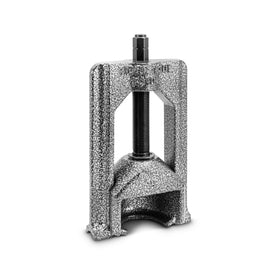 Tiger Tool 10105 close-up of treated threads highlighting durability and reliable performance