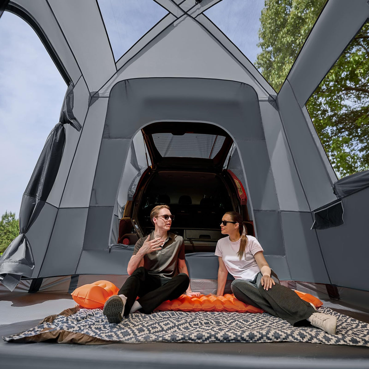 TIMBER RIDGE interior showing 87‑inch headroom, allows comfortable upright movement