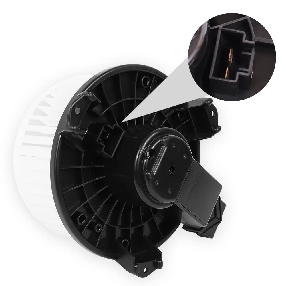 Tnyeobae installed in vehicle cabin demonstrating easy replacement benefit