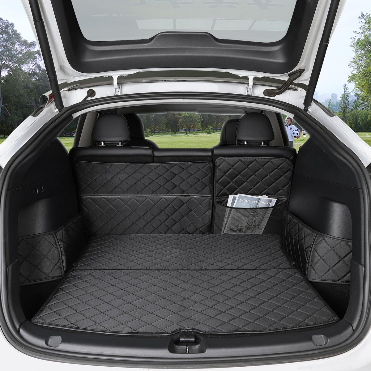 Topfit trunk mat front view showing full coverage and protection