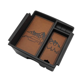 TripleAliners removable upper tray detail demonstrating easy cleaning and flexible organization