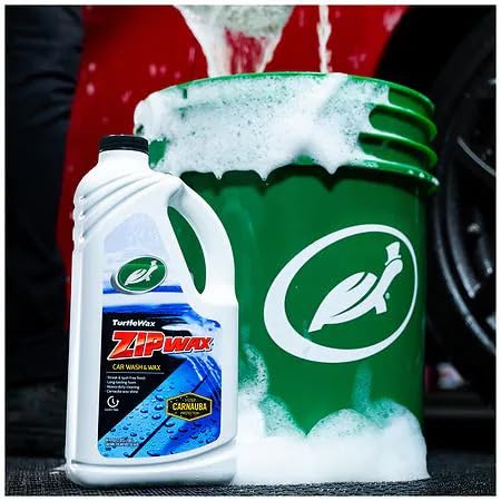 Turtle Wax close-up foam lifting dirt, demonstrating improved cleaning action