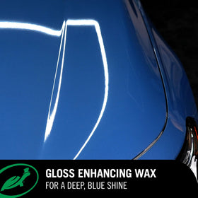 Close-up of Turtle Wax texture highlighting smooth spreadability advantage
