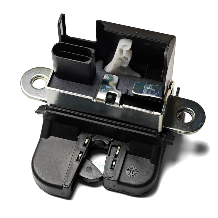 TVM TRAVERMAN front view of trunk latch showing mounting points and durable finish for reliable fit