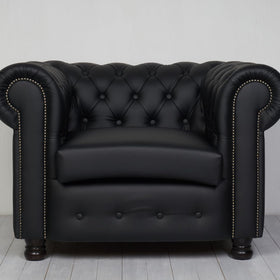 URAD in living room setting showing fresh-looking leather furniture