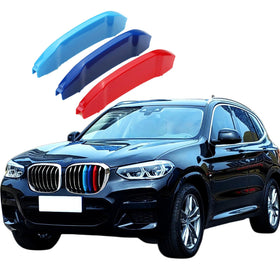 VaisbyTown front grille full view showing tri-color accents and sporty appearance