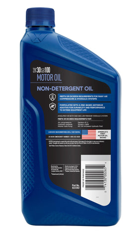 Valvoline oil pour texture close‑up illustrating smooth flow and lubrication benefit