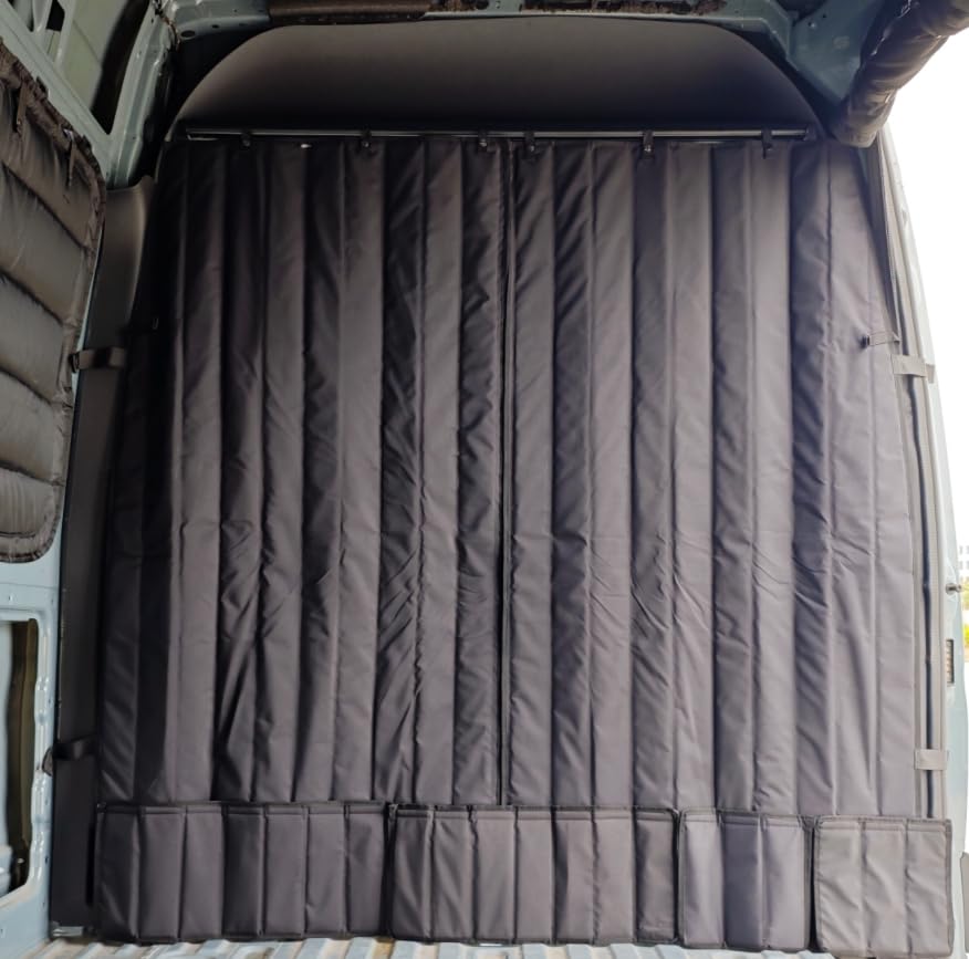 VANNCAMP fabric close-up displaying textured layers and thermal benefit