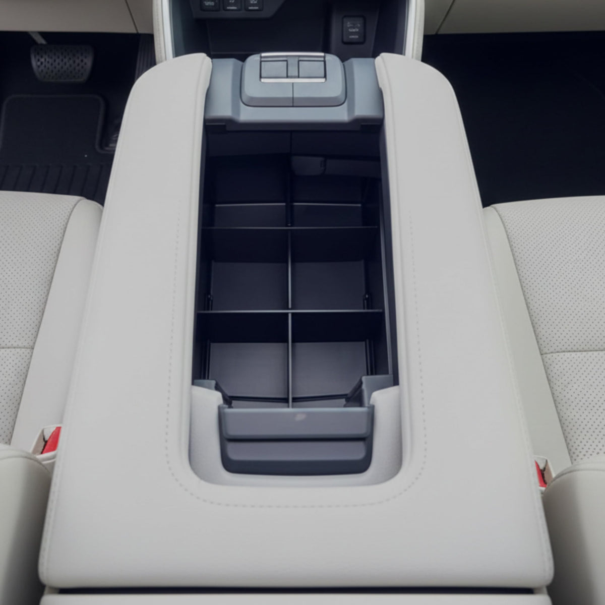 Vehicle OCD top-down view of SLX198 in Toyota Grand Highlander for organized storage