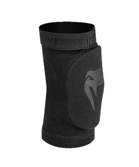 Venum Kontact size comparison on forearm showing one-size fit and low profile