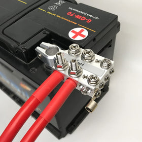 Vgate distribution block mounted on tapered battery post for tidy power distribution