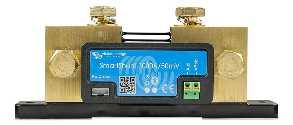 Victron Energy SmartShunt front view showing compact shunt and casing for space-saving installation