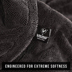 VIKING V+ towel on car hood demonstrating streak-free water removal