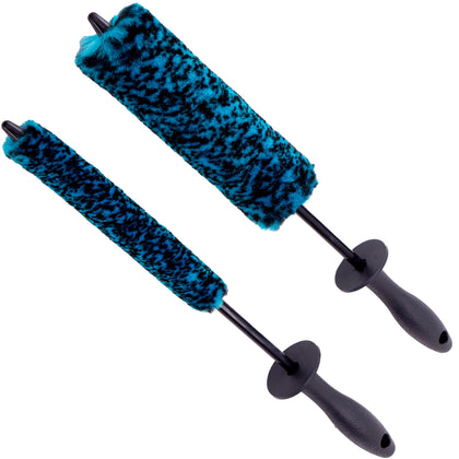 VIKING wheel brush pack front view showing both brush sizes and benefits