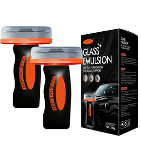 Vitacamy front packaging showing two bottles and brush, clear product identification and benefit
