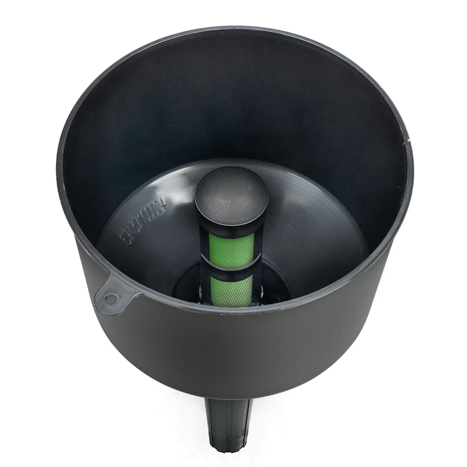 VODCACA AF8CB front view showing compact filter protecting fuel lines