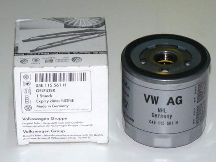 Volkswagen oil filter front view showing label and fitment benefit