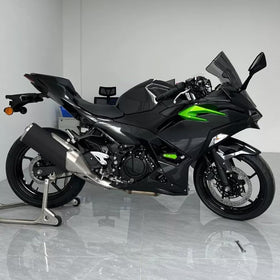 VORILES top-down view showing clearance from fairings and functional fit