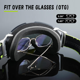 VOZAPOW goggles on rider in motocross action, stable fit advantage