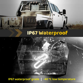 WahMOTOTin lit on truck trailer at night improving reverse visibility