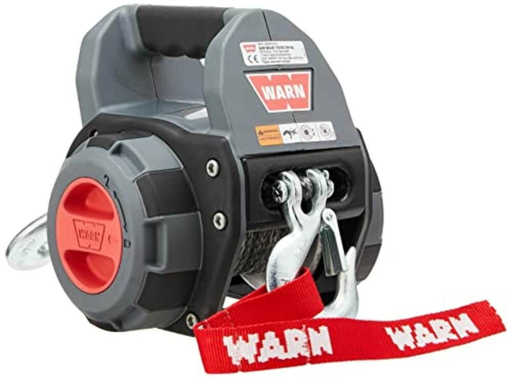 WARN hawse fairlead detail showing smooth rope guidance and reduced wear benefit