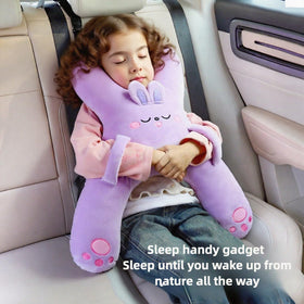 WASTROYAL dog close-up of soft plush fabric for allergy-friendly comfort